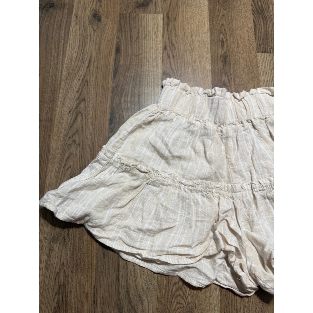 Vanilla Star Shorts Women XS Beige Juniors Linen Blend Striped Tiered Excellent - Picture 3 of 12